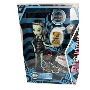NIB Monster High Frankie Stein Doll